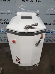 Diviseuse carrée 20 divisions JAC occasion Diviseuse carrée 20 divisions JAC occasion