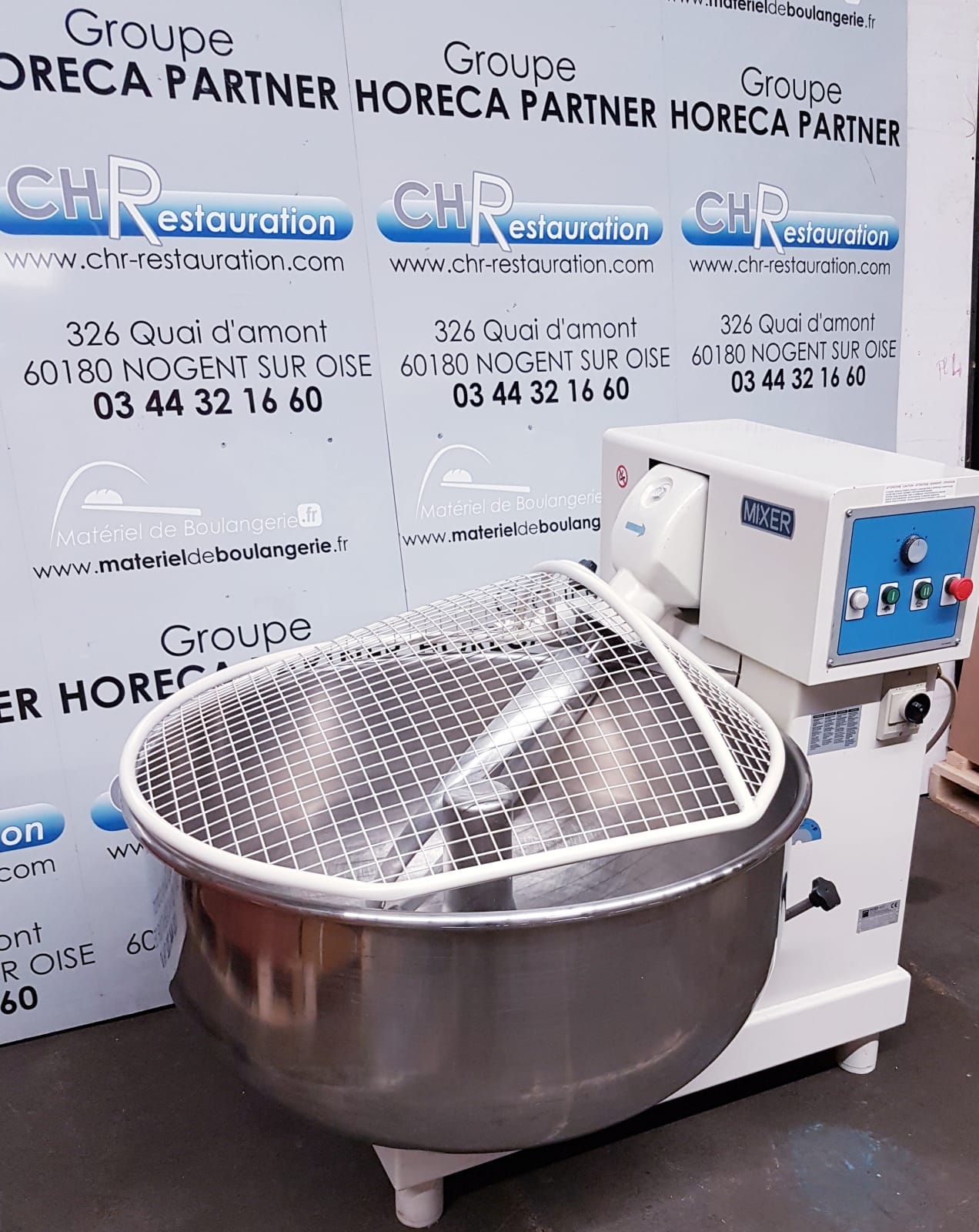 Pétrin à bras oblique cuve inox 60L MIXER occasion disponible sur