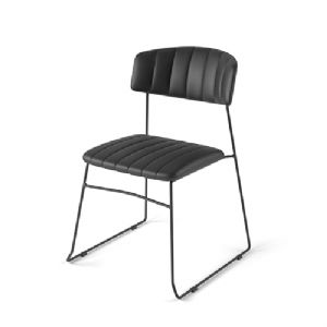 Chaise d'intérieur en cuir synthétique noir MUNDO VEBA